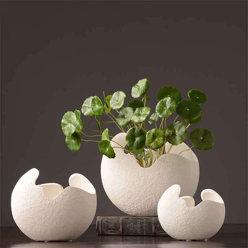 White Modern Ceramic Round Textured Vase