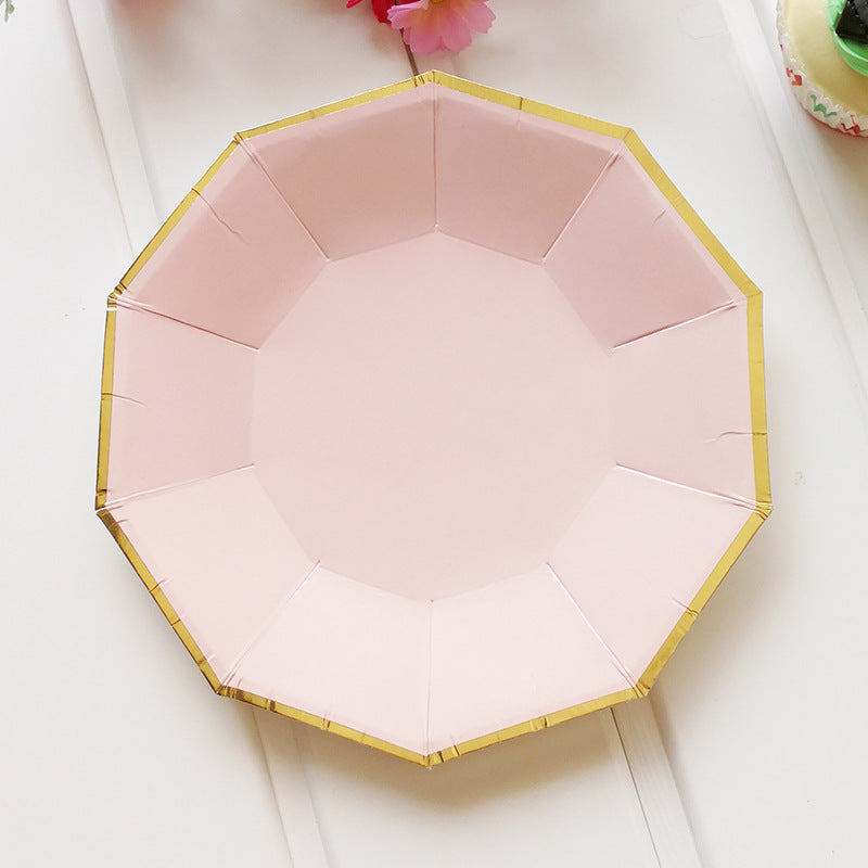 Party tray, straw cake tray