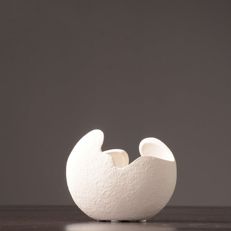 White Modern Ceramic Round Textured Vase
