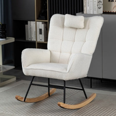 White Cozy Lounge Chair